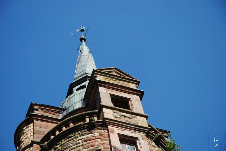 Le_Chateau_de_Landonvillers_Clocher_Tors.jpg