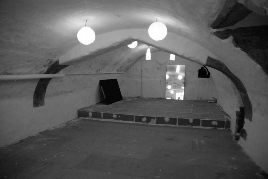 Cellar_stage.jpg