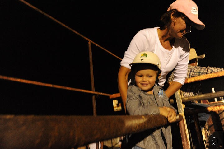 D7C_9760_rodeo.jpg D7C_9760_rodeo.jpg
