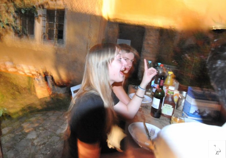 D7C_6100_Party.jpg