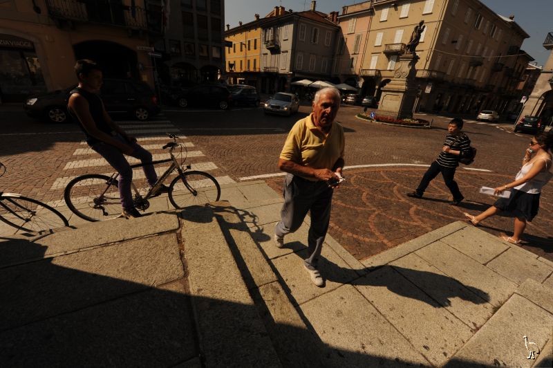 D7C_3816_Piazza.jpg