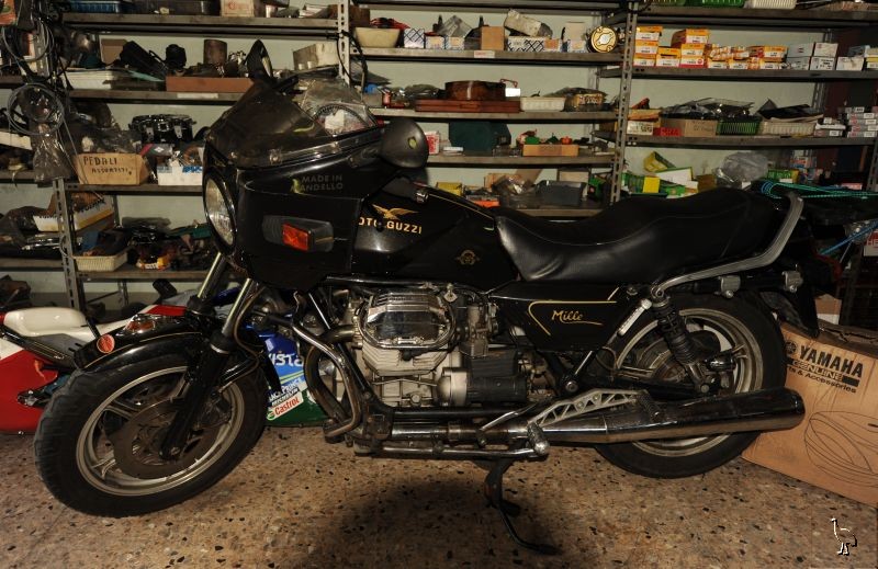 D7C_3953_Guzzi_Mille.jpg