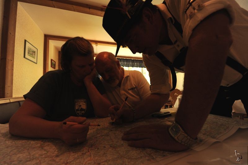 D7C_4237_cliff_wendy_ bill.jpg