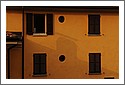 D7C_3862_courtyard_lake_como.jpg