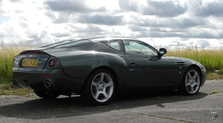 Aston_Martin_DB7_Zagato_3.jpg