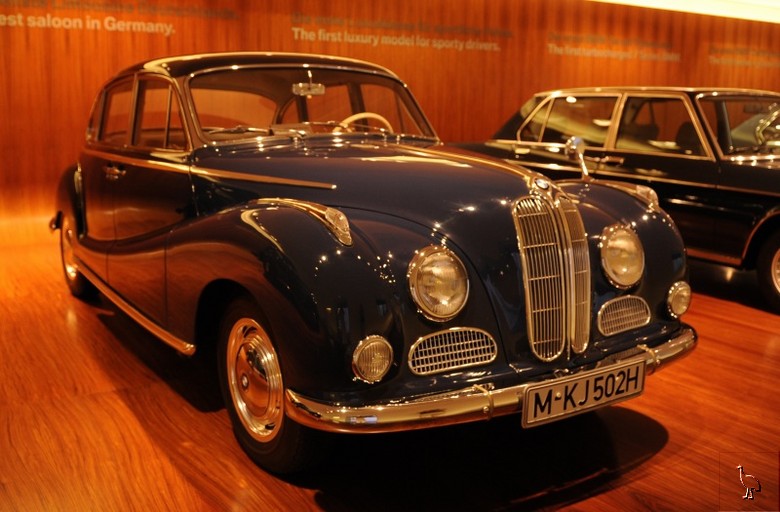 BMW_196x_Saloon.jpg