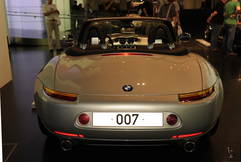 BMW_1999_Z8_4.jpg