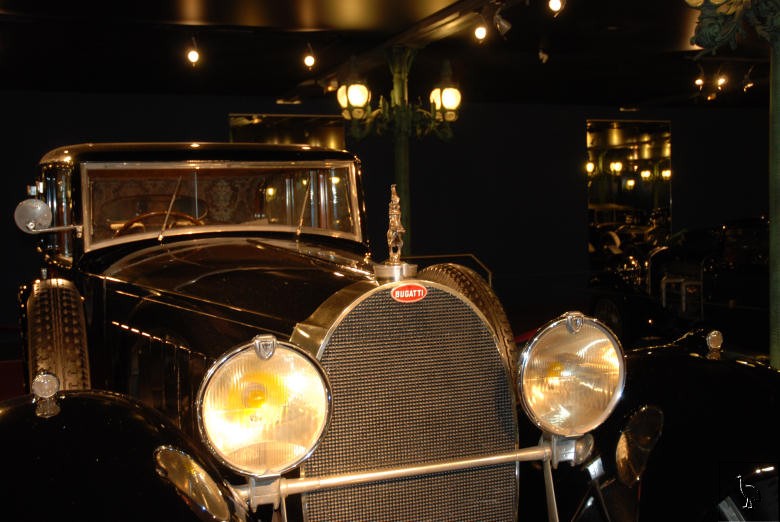 Bugatti_at_Mulhouse.jpg Bugatti_at_Mulhouse.jpg
