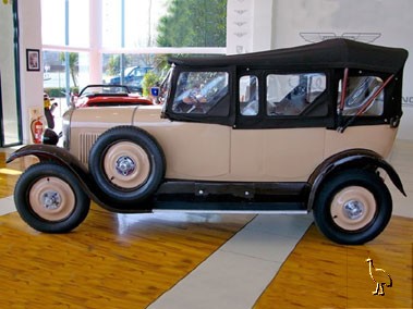 Citroen_1925_B12_Torpedo_Tourer_4.jpg