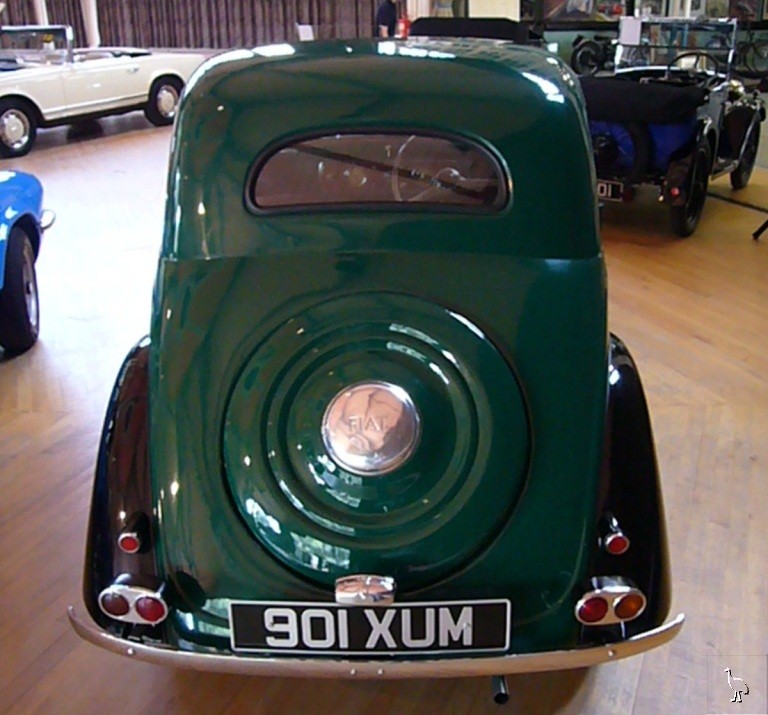 Fiat_500_green_1.jpg