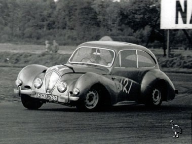 Healey_Elliott_1947_9.jpg