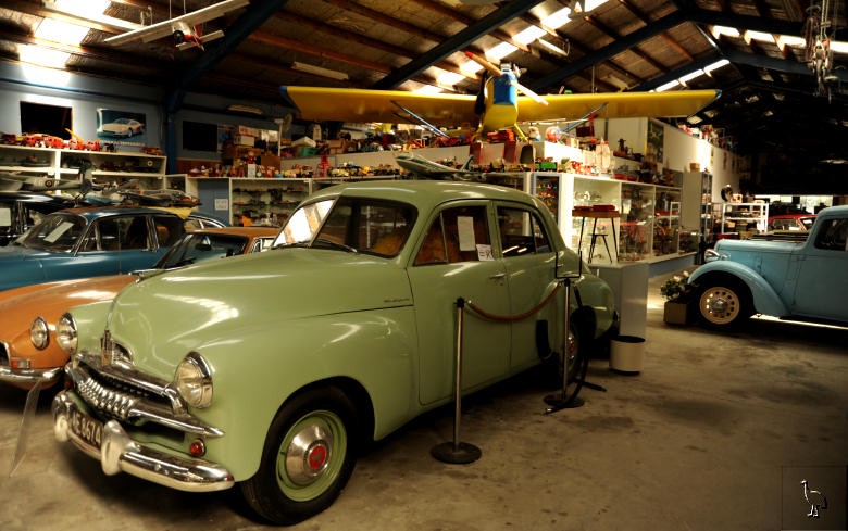 Holden_1955_FJ_6803.jpg