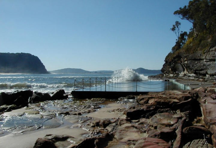Pearl_Beach_2000_pool.jpg Pearl_Beach_2000_pool.jpg