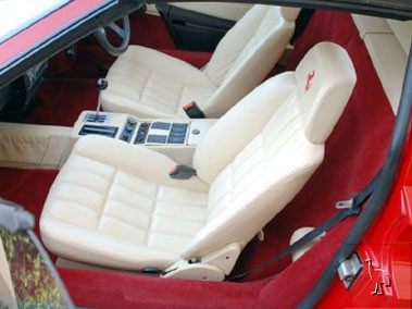 Ferrari_1978_328GTS_5.jpg