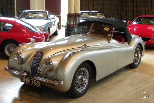 Jaguar_XK120_3.jpg