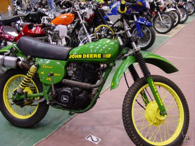 JohnDeere_SP_490_1974.jpg