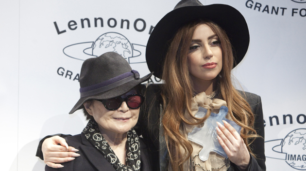 Pussy_Riot_Lady-gaga1.jpg