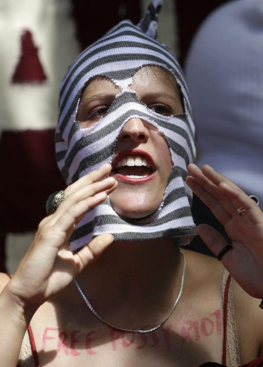 Pussy_Riot_London_2.jpg
