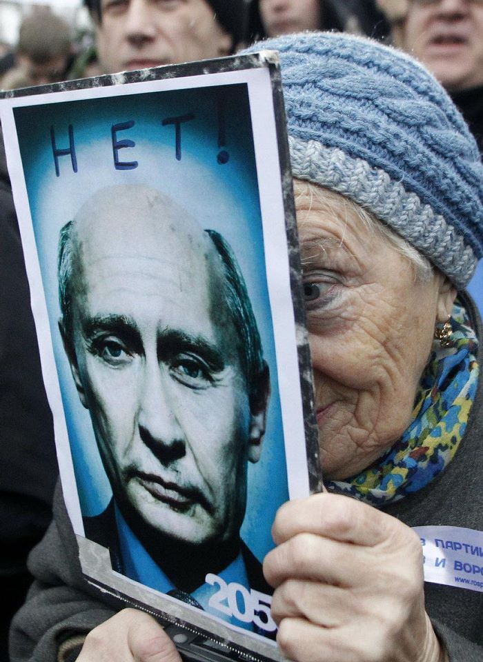 Pussy_Riot_Putin_Out.jpg