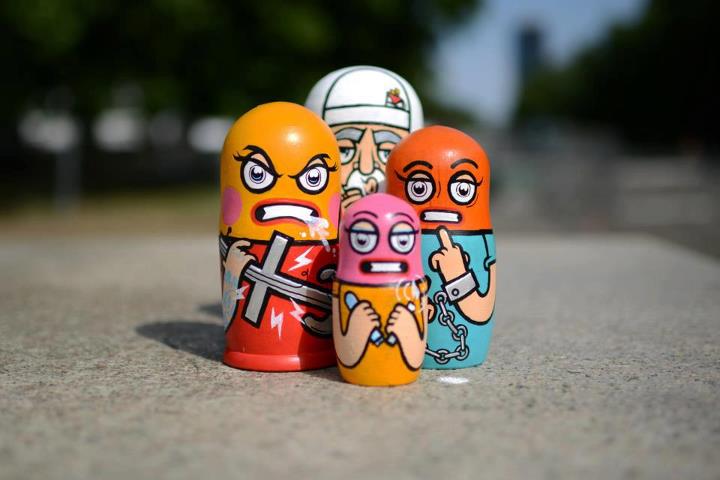 Pussy_Riot_Russian_Dolls_2.jpg