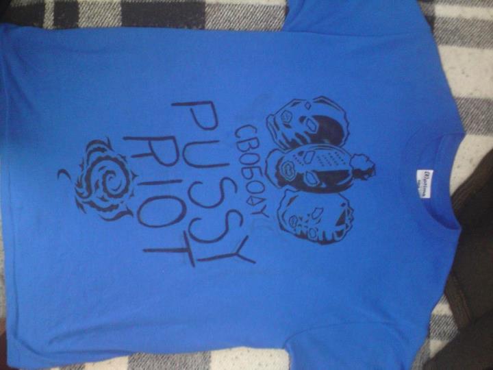 Pussy_Riot_TShirt_blue.jpg