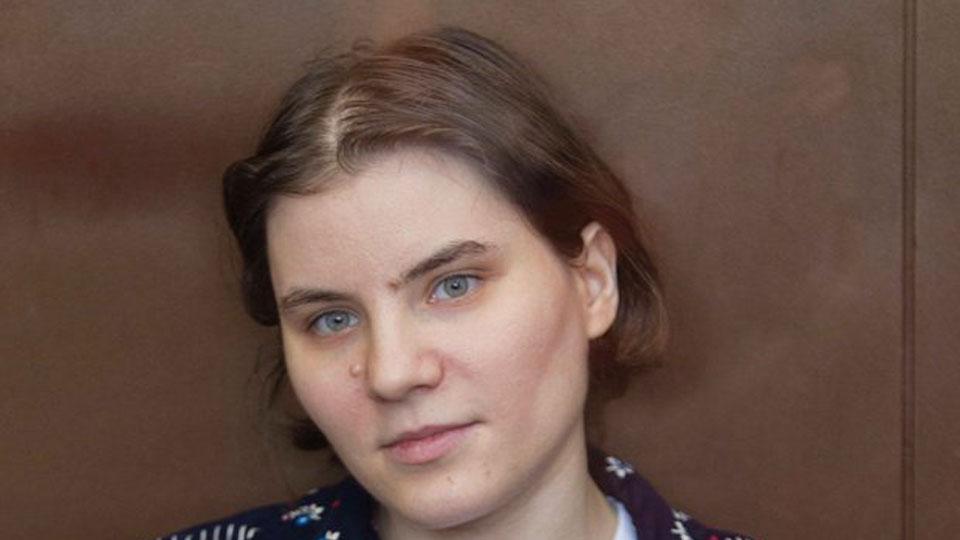 Pussy_Riot_yekaterina_samutsevich.jpg