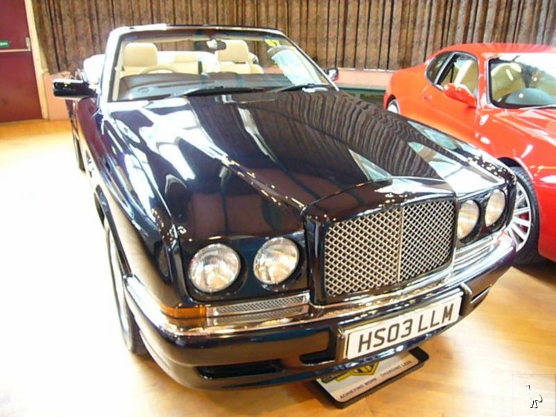 Bentley_2003_Azure_2.jpg