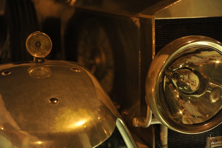 Rolls-Royce_1922_Silver_Ghost.jpg Rolls-Royce_1922_Silver_Ghost.jpg