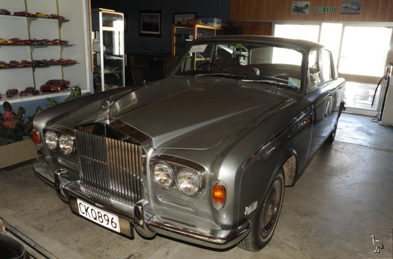 Rolls-Royce_1970_Shadow_6638.jpg