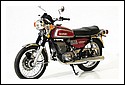 Suzuki_1976_GT250_2.jpg