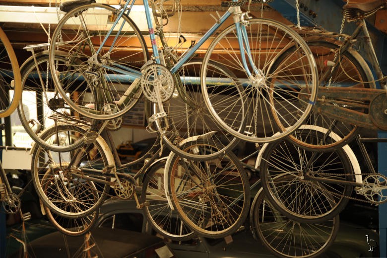 D7C_6839_bicycles.jpg