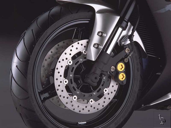 YZFR1_2003_fw.jpg YZFR1_2003_fw.jpg
