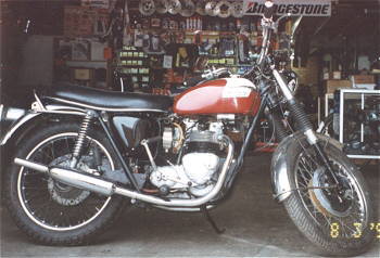 Triumph Daytona 500