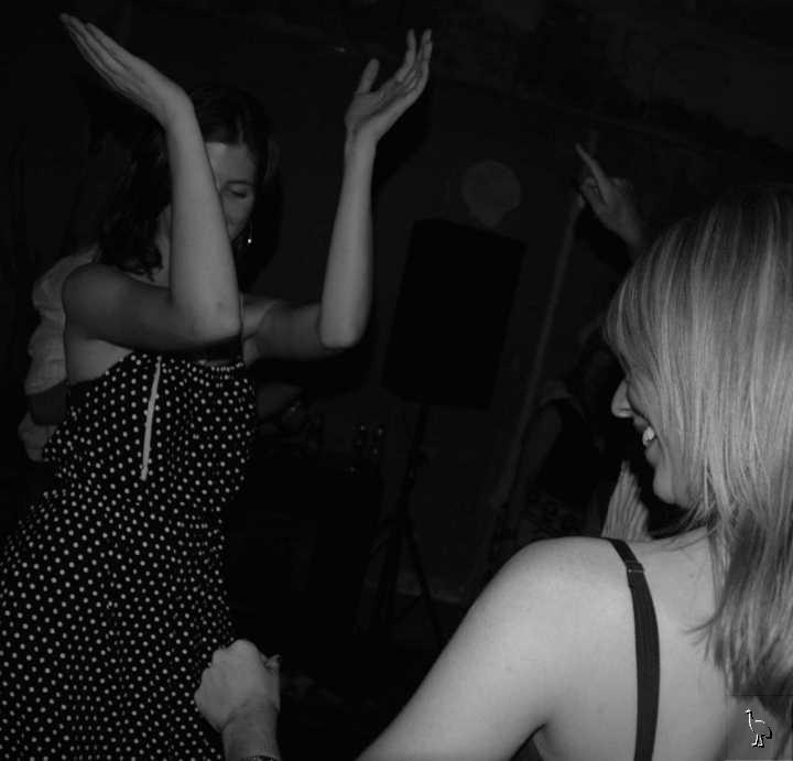 DSC_3792_dancing.jpg