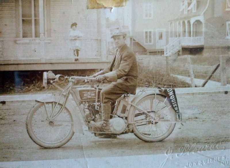 Excelsior_USA_1916.jpg