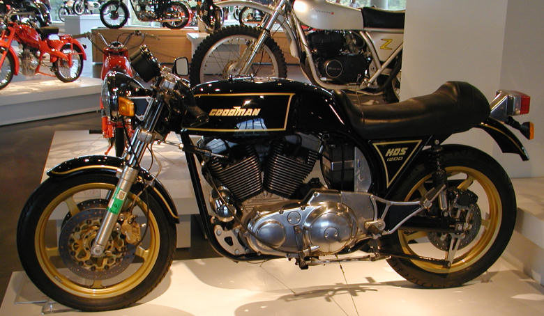 Goodman_1994_HDS1200_01_wiki.jpg
