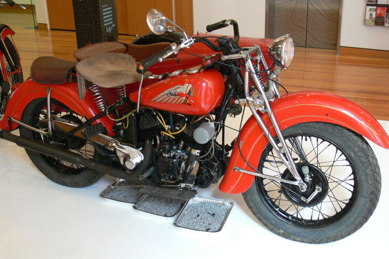 Indian_V-Twin_Canberra.jpg