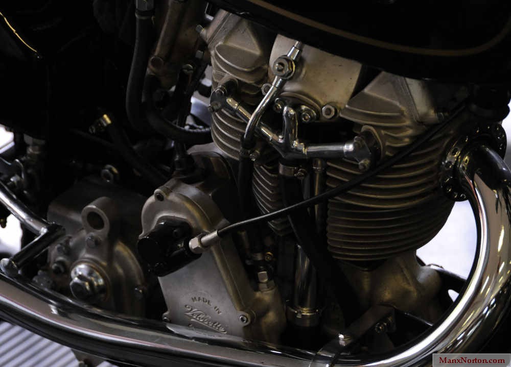 Velocette_193x_D7C_2919.JPG