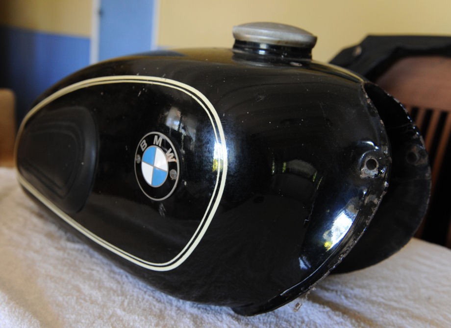 BMW_R60-2_Tank_DSC_4208.jpg