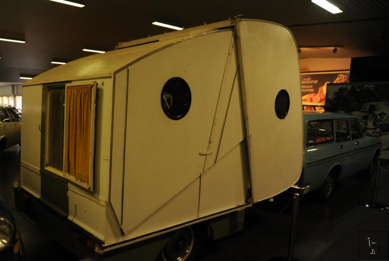 Caravan_1952_Propert_63.jpg