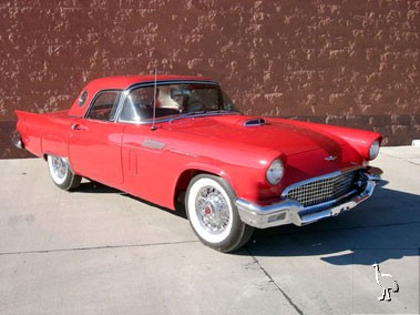 Ford_1957_Thunderbird_Convertible_1.jpg