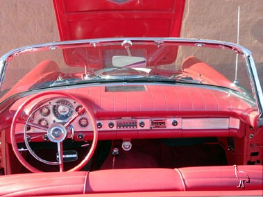 Ford_1957_Thunderbird_Convertible_2.jpg