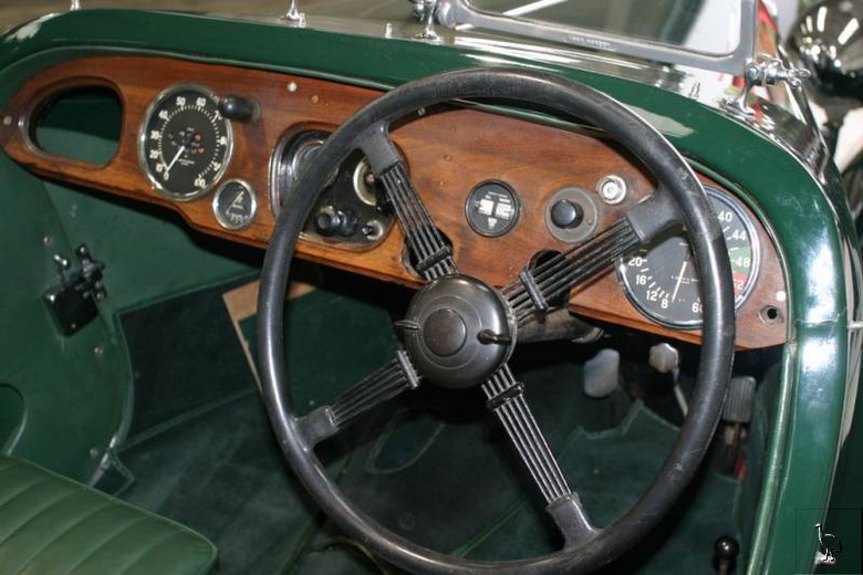 Lagonda_Rapier_3.jpg