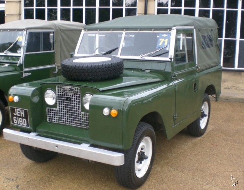Land_Rover_1966_88_1.jpg