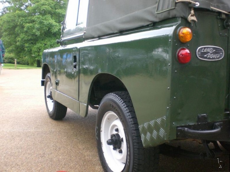 Land_Rover_1966_88_2.jpg