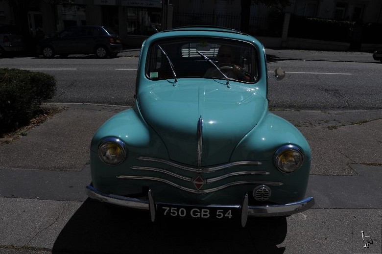 Renault_4_1958_3.jpg