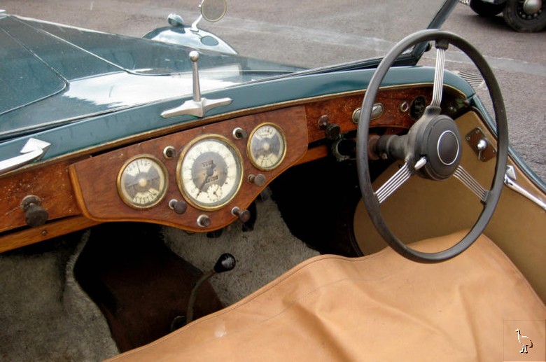 Riley_1950_RMC_2-5_Litre_2.jpg