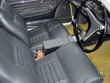 Volvo_1970_P1800_3.jpg