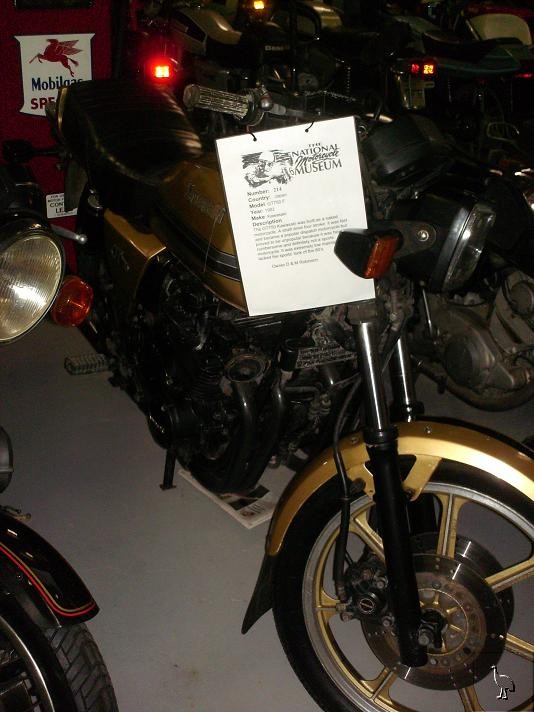 Kawasaki_1982_GT750F_NMMA.jpg