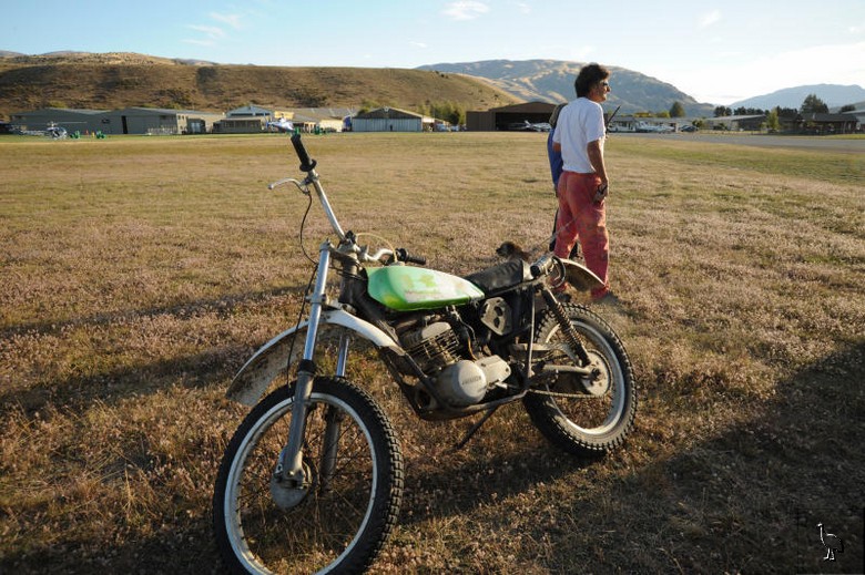 Kawasaki_KT250_D7C_6212.jpg